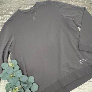 Municipal Long Sleeve Crew Neck Pullover